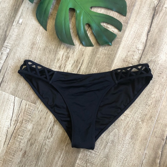 Victoria’s Secret Black Lattice Side Bikini Bottom - Picture 1 of 6